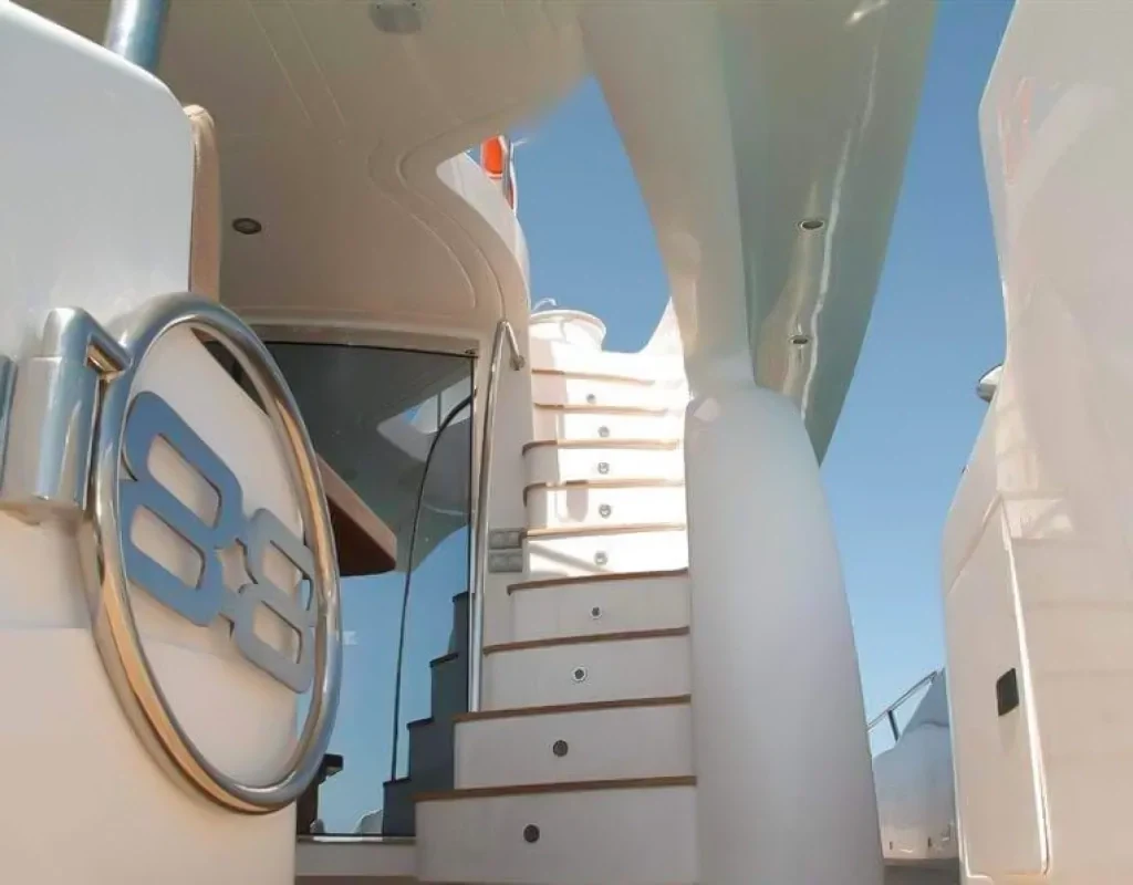 Outdoor space aboard Elite Majesty 88