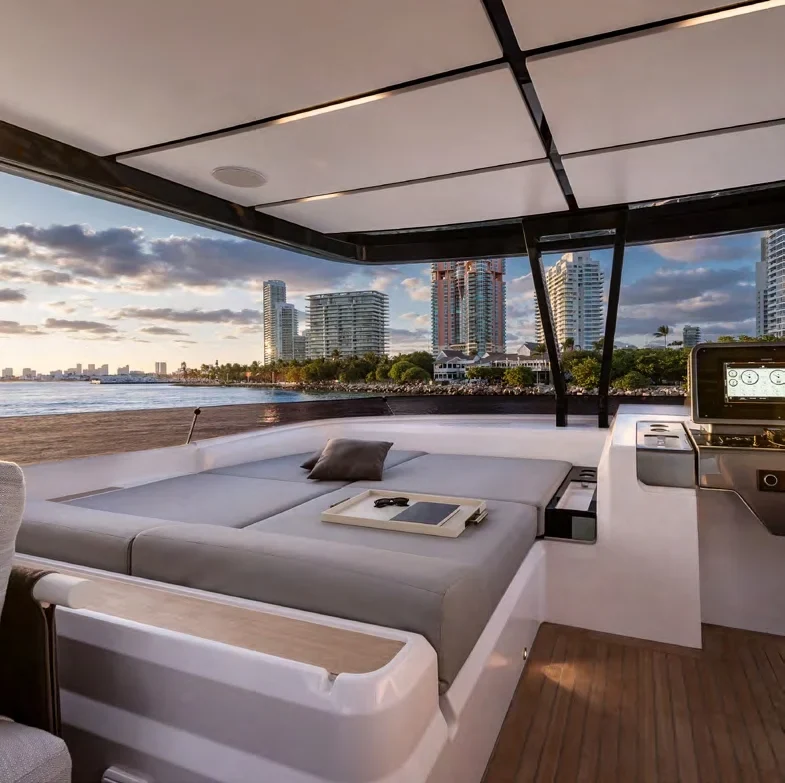 Covered aft lounge and sun cushions on Bella VIIII