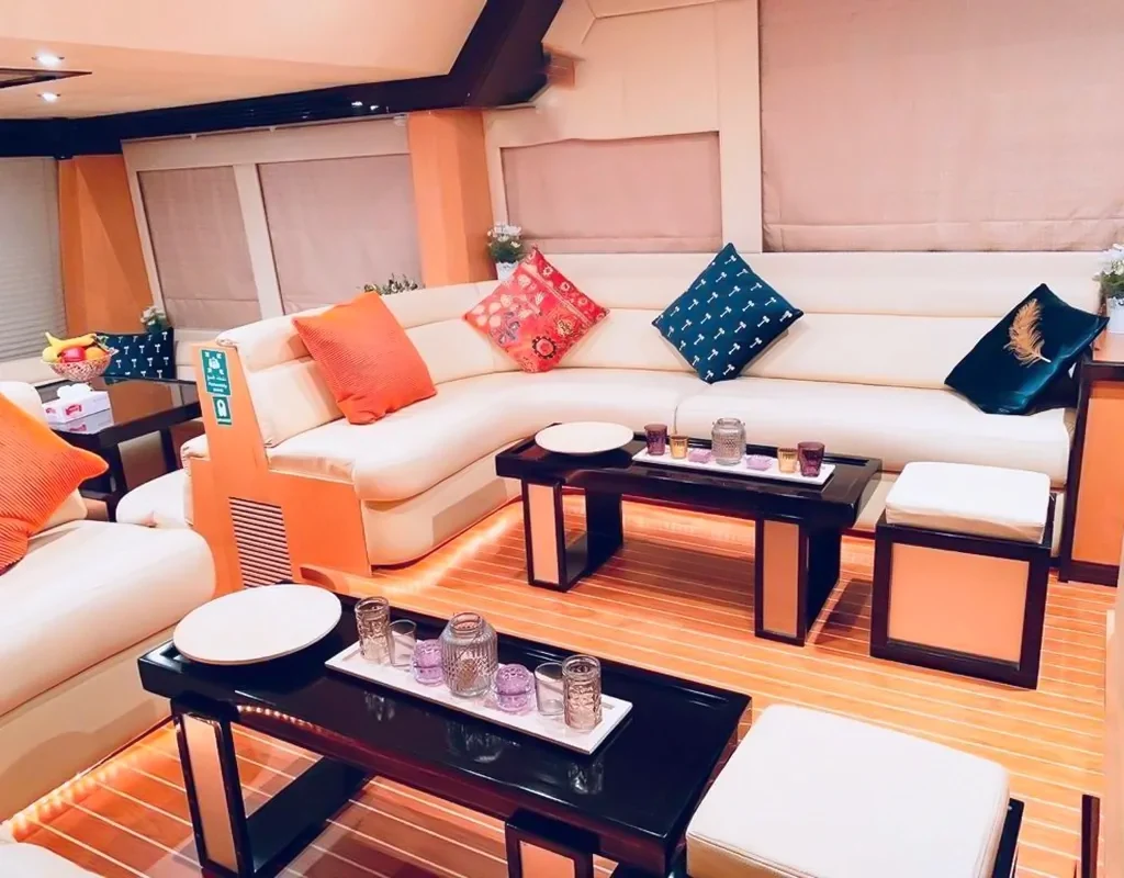 Salon sofas and coffee tables on Elite Majesty 56