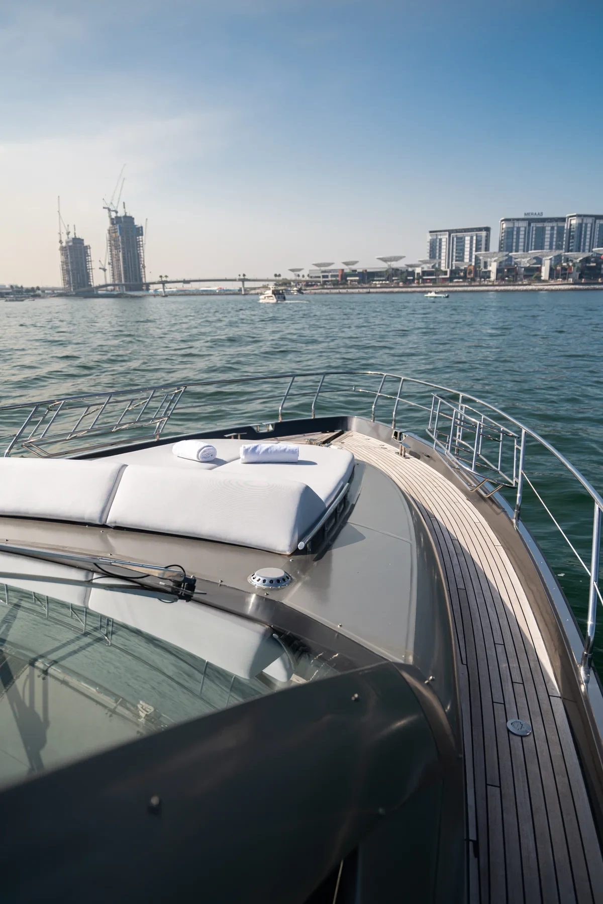 Morrigan — onboard and exterior views, photograph 4