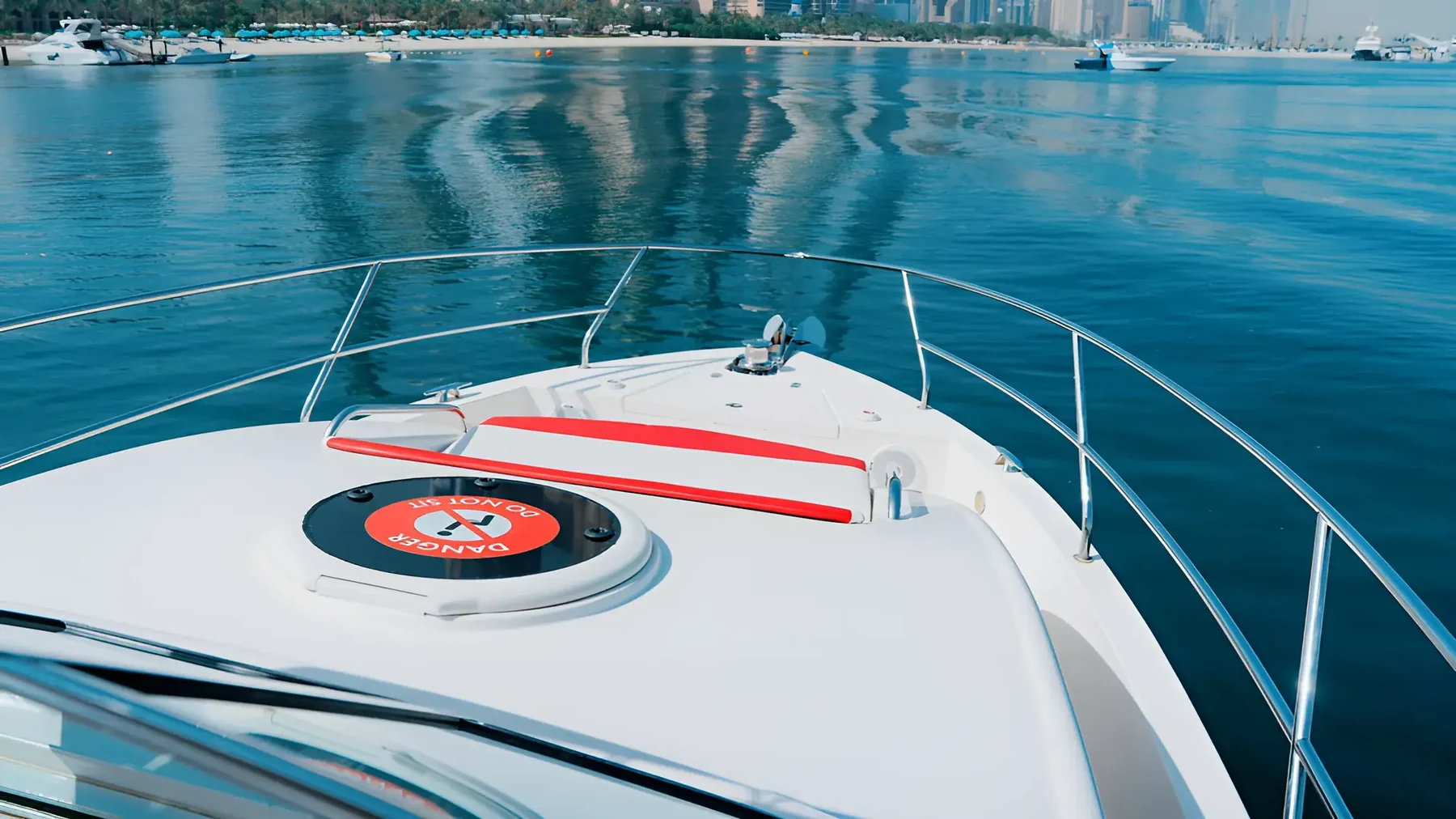Bow deck of Xclusive 5